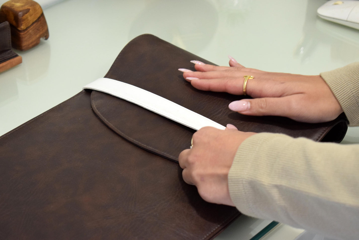 Dual-use Leather Sleeve