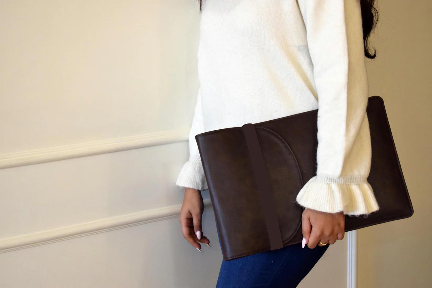 Dual-use Leather Sleeve