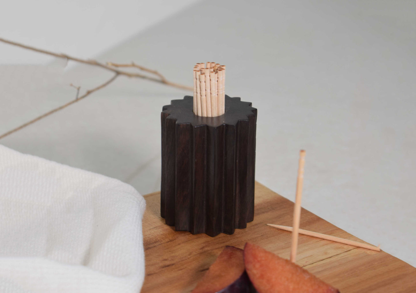 Ribbed Toothpick Holder