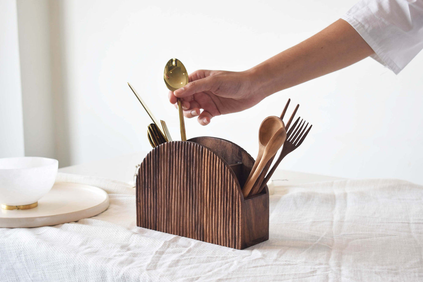 Ribbed Cutlery Holder