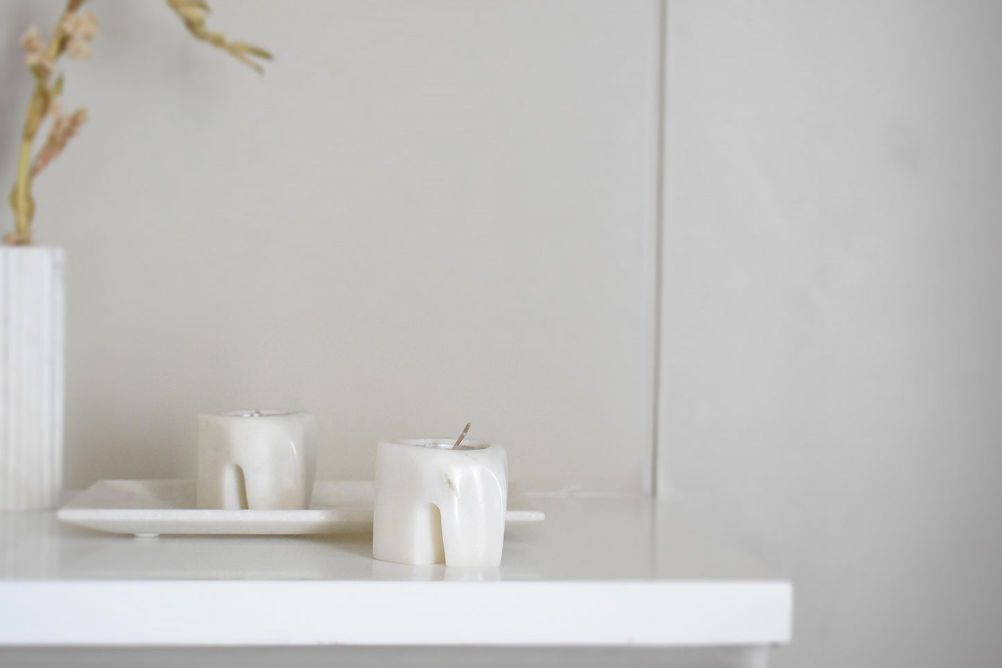 Ivory Elephant Holder- Set of 2