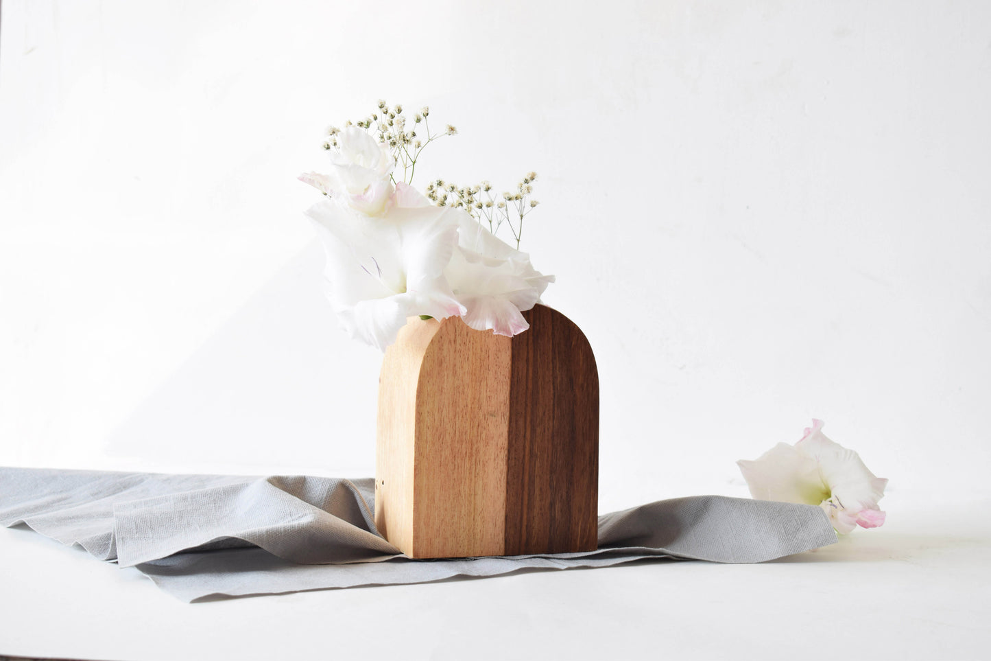 plant decor in wood for interiors