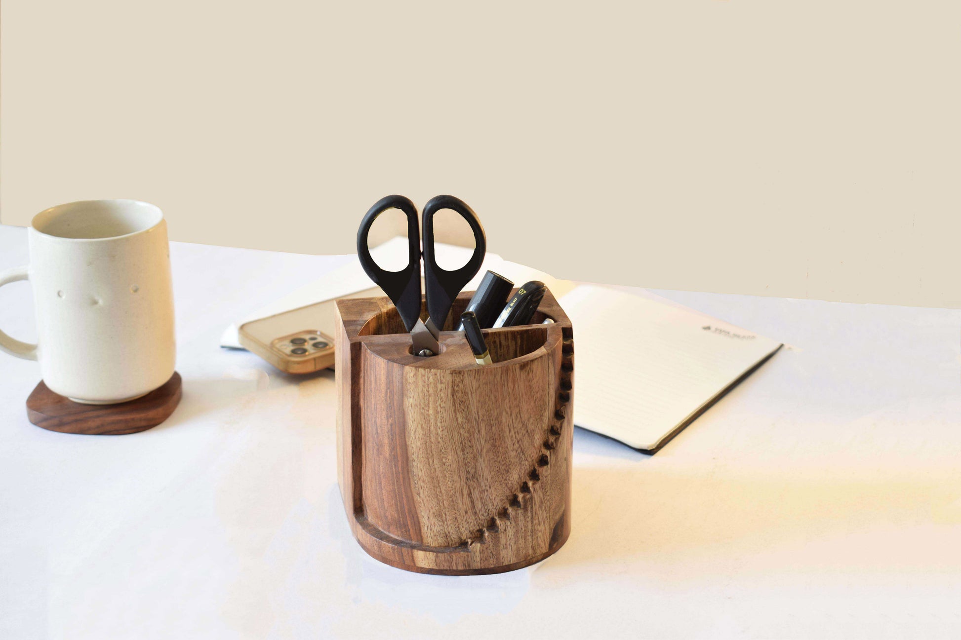 accessories for office table in wood