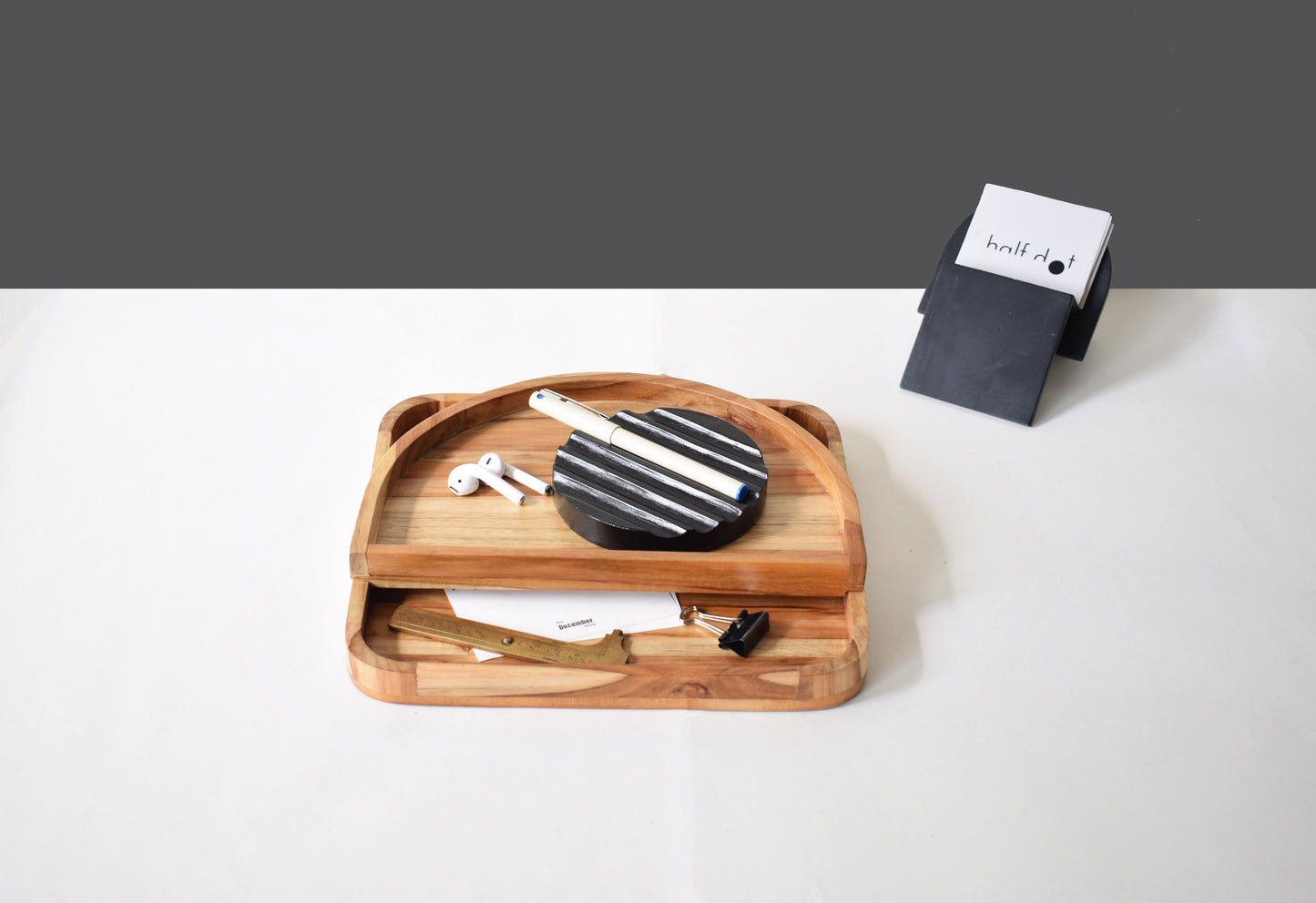compact organizer for office table 